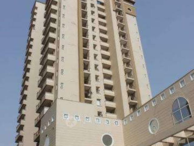 Flat for sale in Sector 34, Noida
