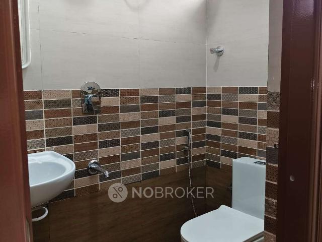 Flat for rent in Bangalore East, Cox Town - Bangalore