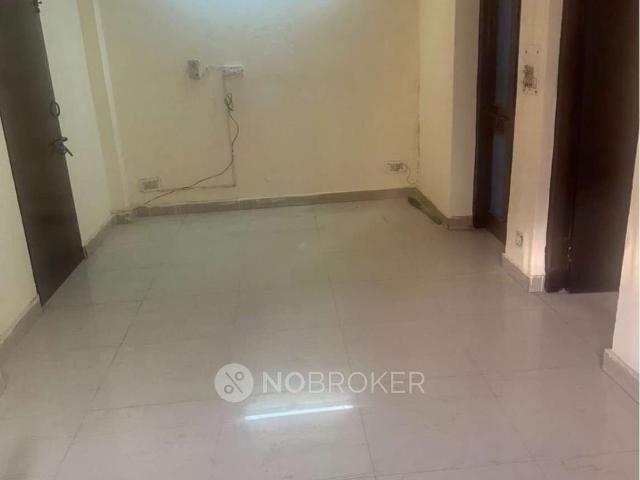 Flat for rent in Deri