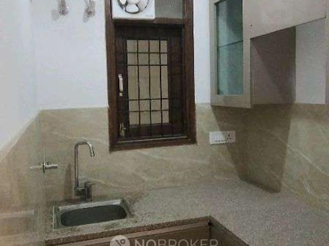 Flat for rent in South Delhi, Deri
