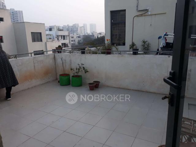 Flat for rent in Hariana