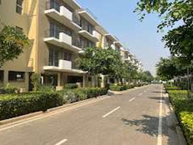Flat for rent in Hariana