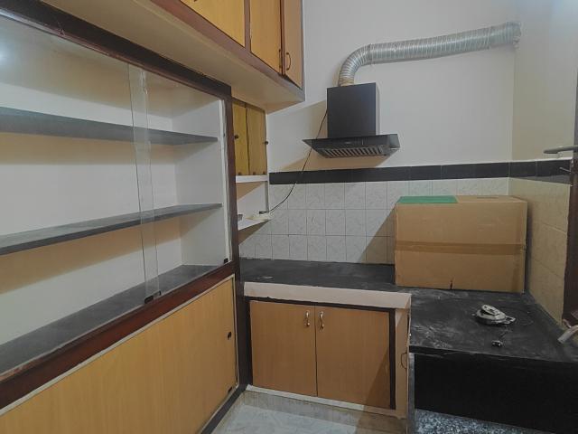 Flat for sale in Kodambakkam, Tamil Nadu