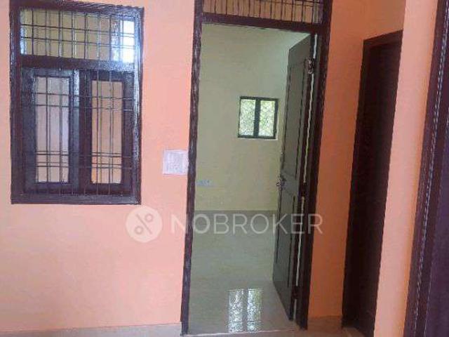 Flat for rent in South Delhi, Deri
