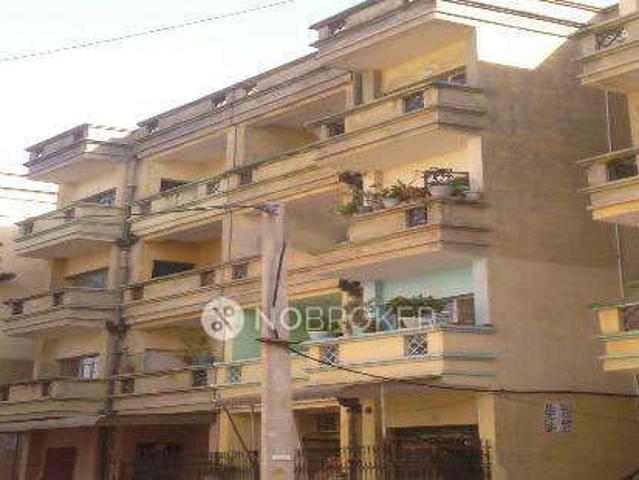 Flat for rent in South Delhi, Deri