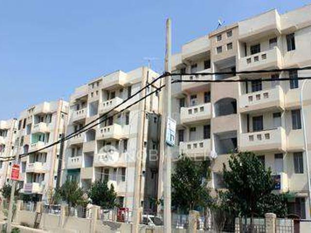 Flat for sale in South West Delhi, Deri