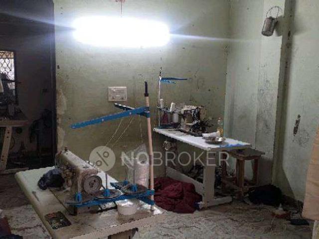 Flat for sale in West Delhi, Deri