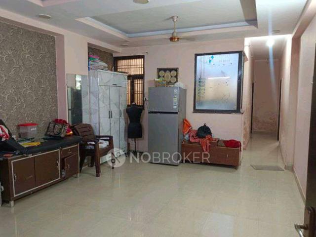 Flat for rent in West Delhi, Deri