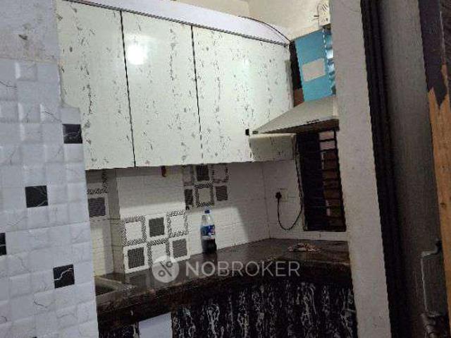 Flat for rent in South West Delhi, Deri