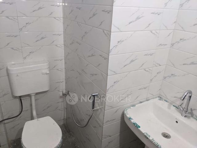 Flat for rent in North Delhi, Deri