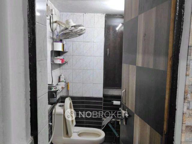 Property for rent in East Delhi, Deri