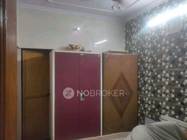 Property for rent in North West Delhi, Deri