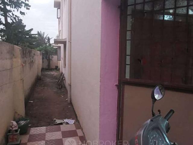 Property for rent in Royapuram, Tamil Nadu