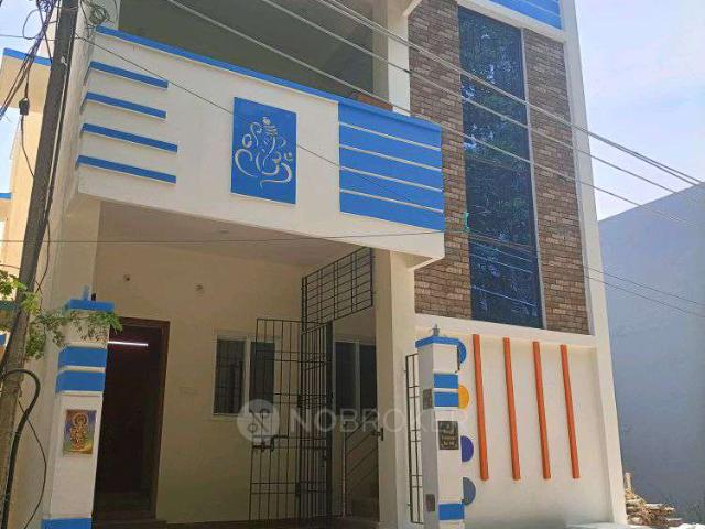 Property for rent in Lakshmipuram, Tamil Nadu