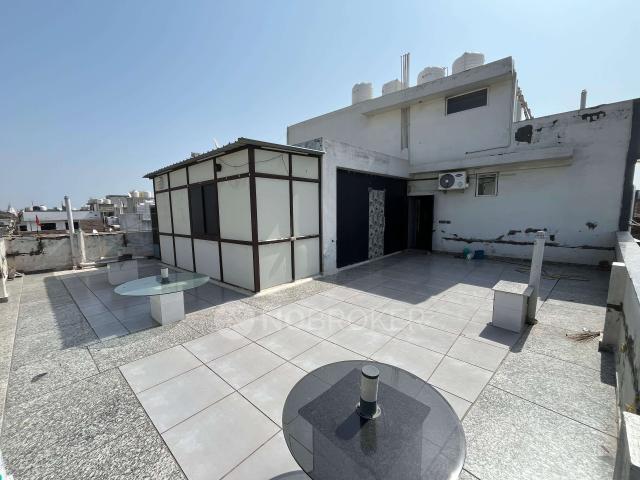 Property for rent in North West Delhi, Deri
