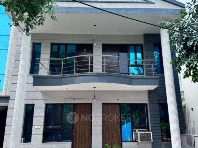 Property for rent in Hariana