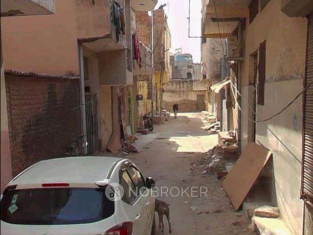 Property for rent in Hariana