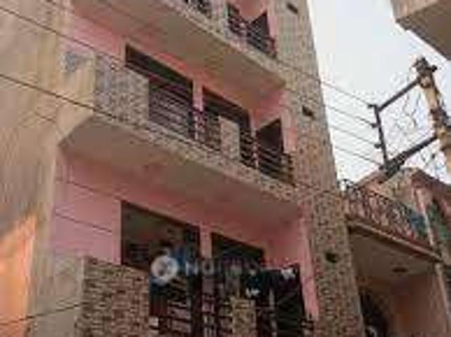 Property for rent in Hariana