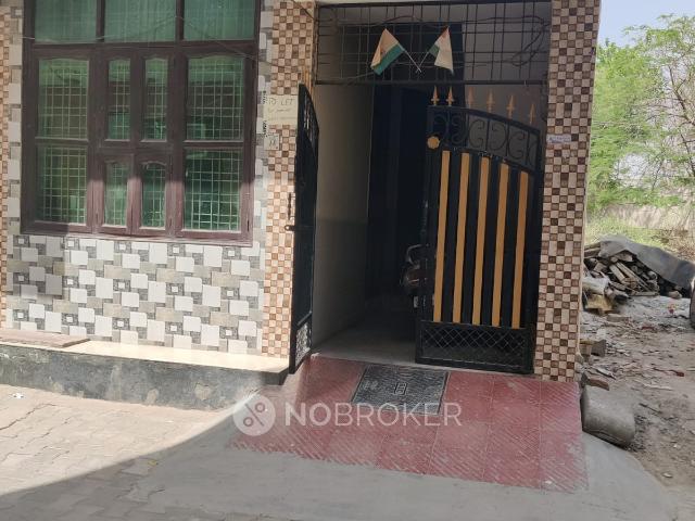 Property for rent in Hariana