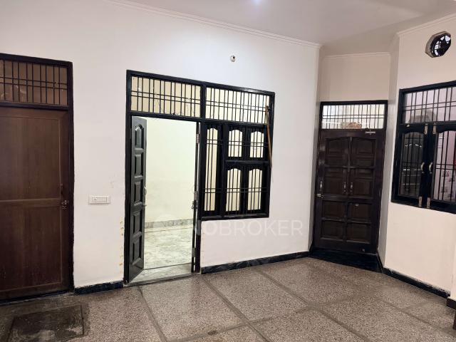 Property for rent in Hariana