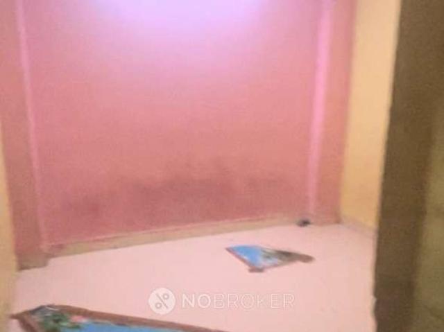 Property for rent in East Delhi, Deri