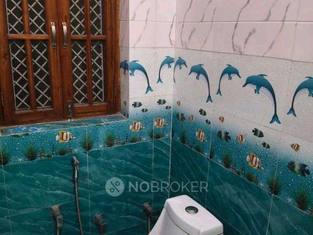Property for rent in Hariana