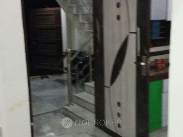 Property for rent in Hariana