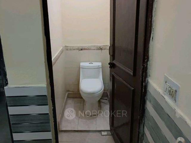 Property for rent in South Delhi, Deri