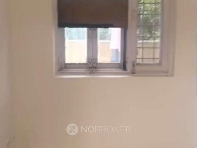 Property for rent in Deri