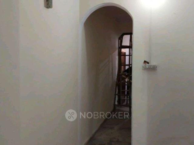 Flat for rent in South West Delhi, Deri