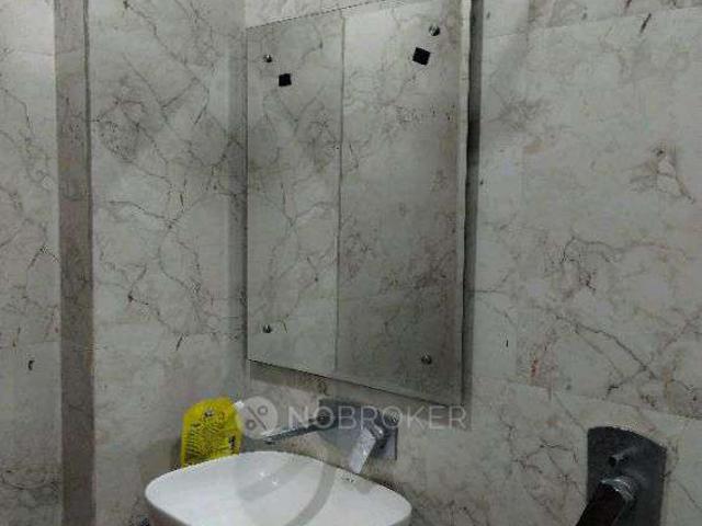 Property for rent in Hariana