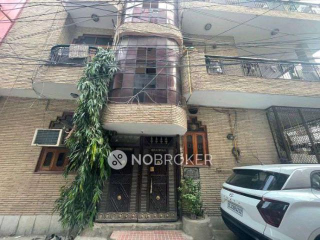 Property for rent in West Delhi, Deri