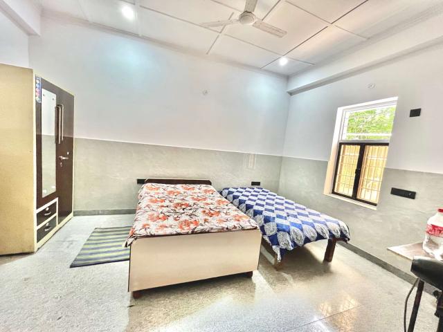 Property for rent in South West Delhi, Deri