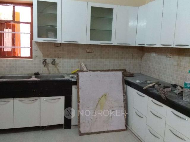 Property for rent in Hariana