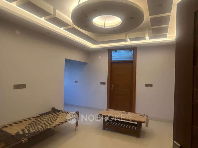 Property for rent in Hariana