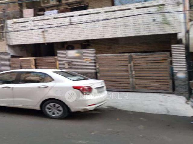 Property for rent in West Delhi, Deri