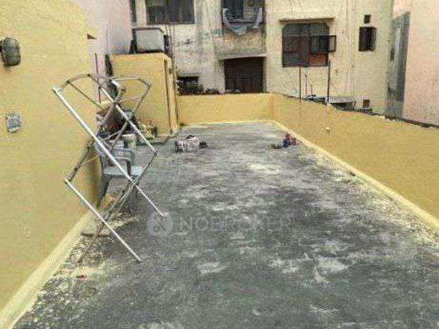 Property for rent in Janakpuri, Delhi