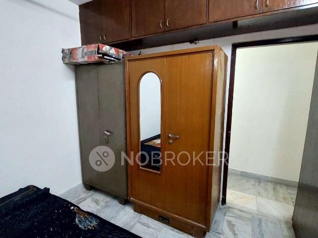 Property for rent in Deri