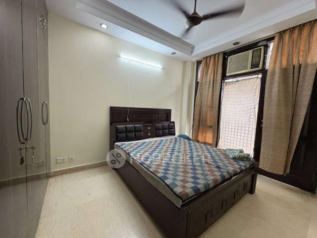 Property for rent in Deri