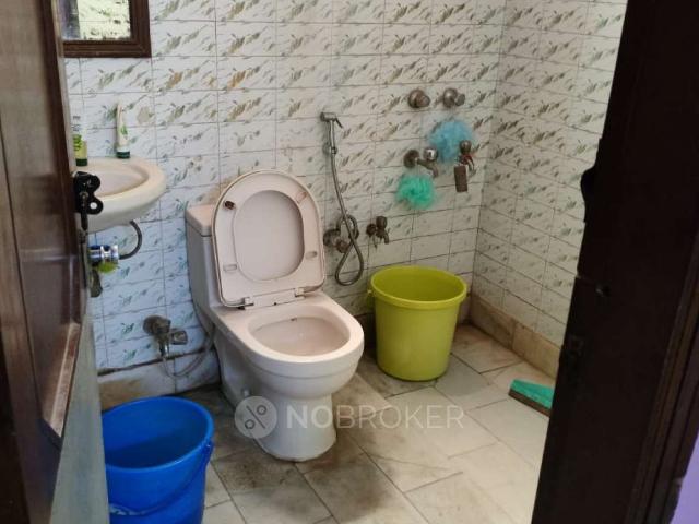 Property for rent in South Delhi, Deri