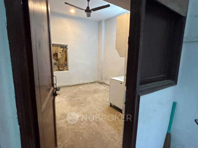 Property for rent in South Delhi, Deri