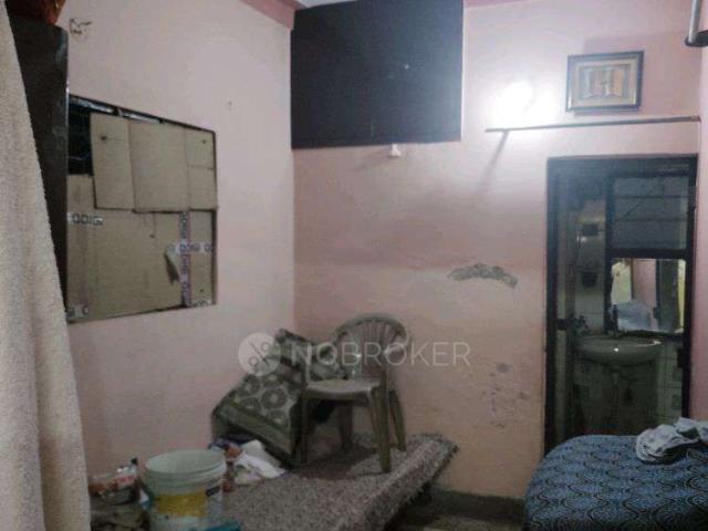 Property for rent in East Delhi, Deri