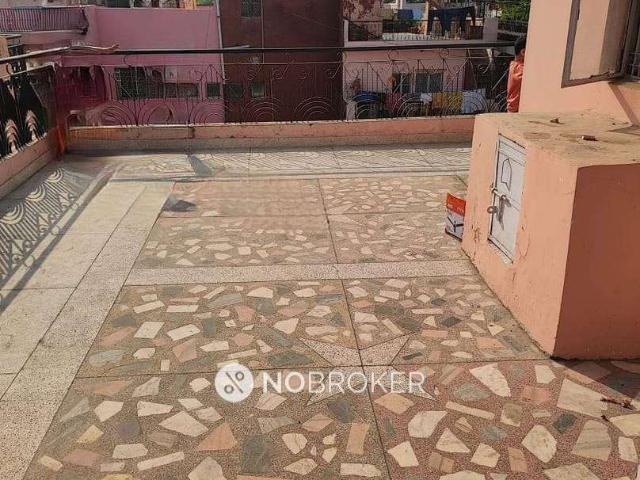Property for rent in East Delhi, Deri