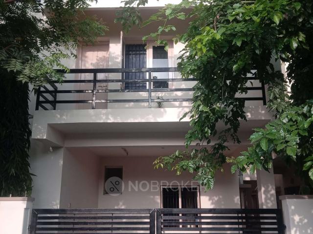 Property for rent in Perumbakkam, Tamil Nadu