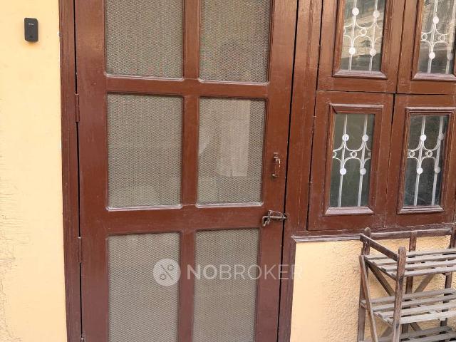 Property for rent in Hariana