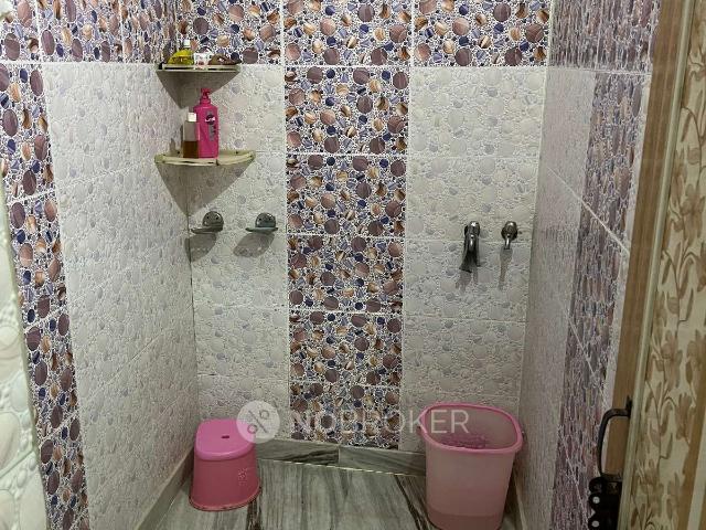 Property for rent in North Delhi, Deri