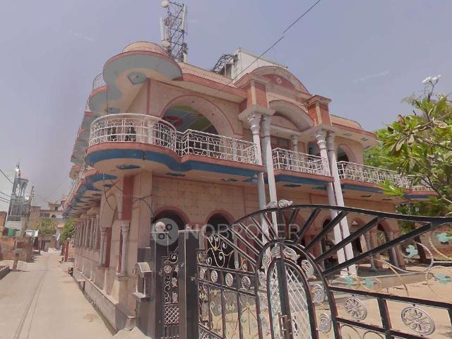 Property for rent in Hariana