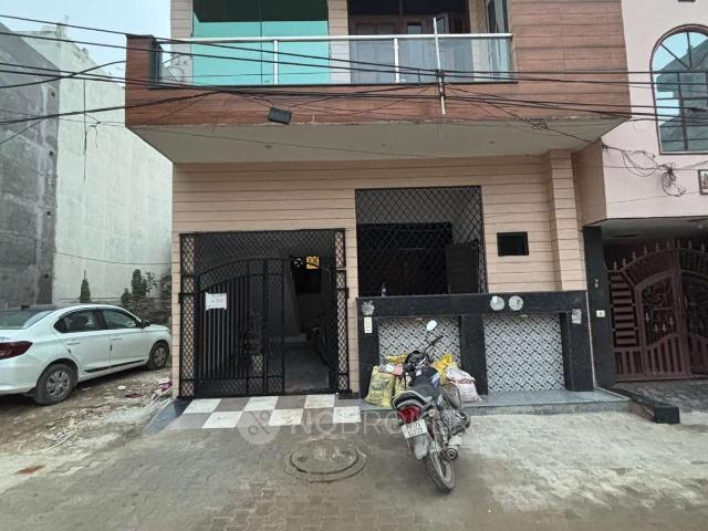 Property for rent in Hariana