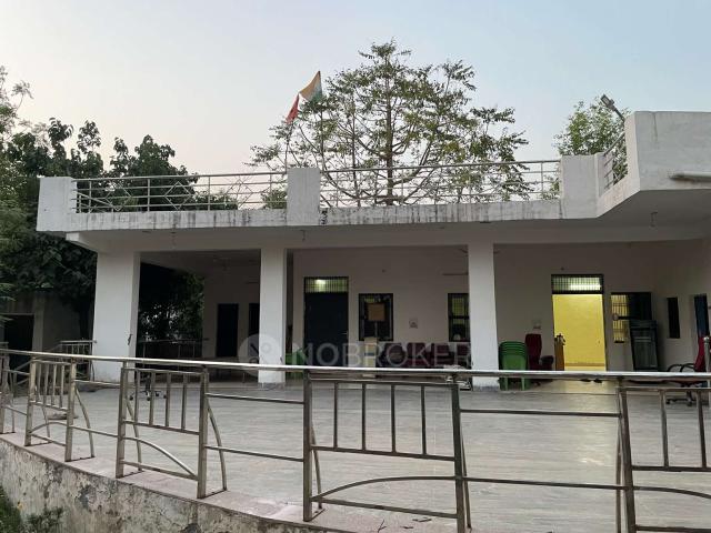 Property for rent in Hariana
