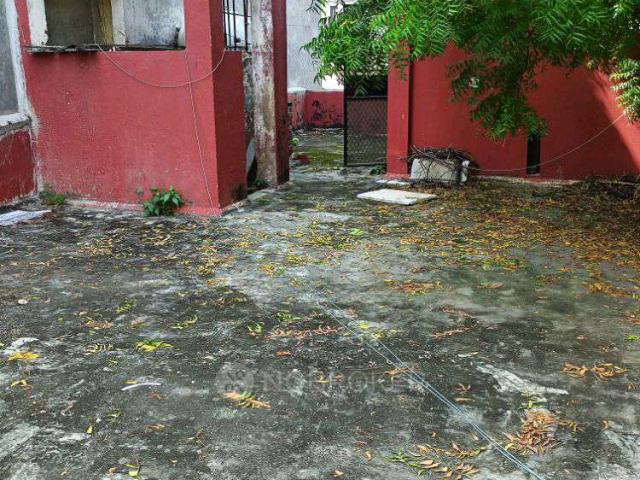 Property for rent in West Delhi, Deri